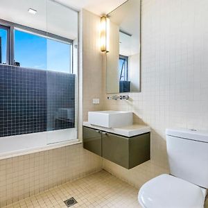 Two-Bedroom Apartment City View Balcony